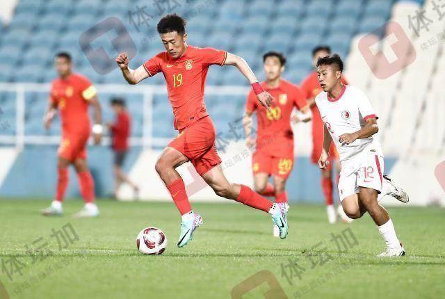 开云电子-亚洲杯各参赛队忙热身磨合 国足已结束热身计划