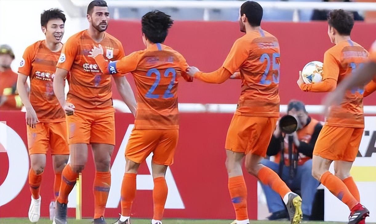 开云体育app-韩鹏刚出任教练组组长,鲁能就为他雪中送炭,敲定两位强援当助教